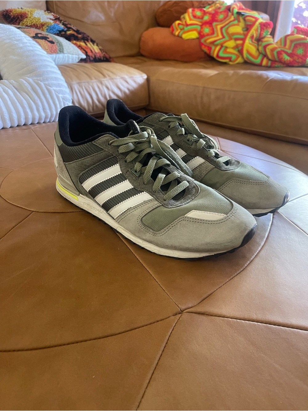 Adidas Men's Olive Green Retro Runner Sneaker